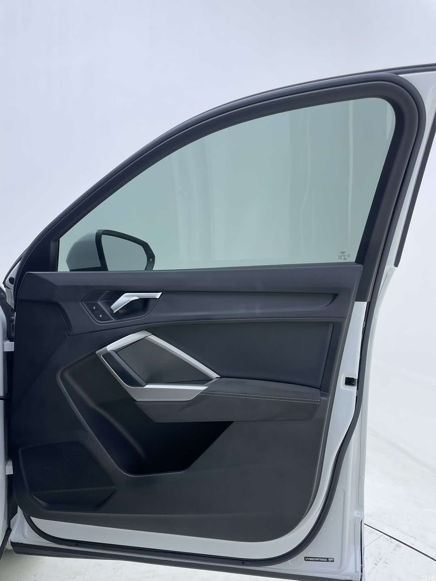 Audi Q3, 2023 26