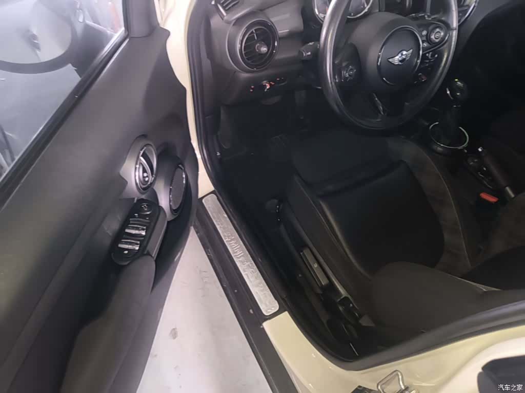 Mini Cooper, 2017 16