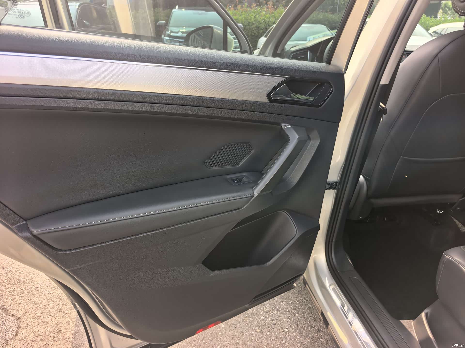 Volkswagen Tiguan L, 2018 25