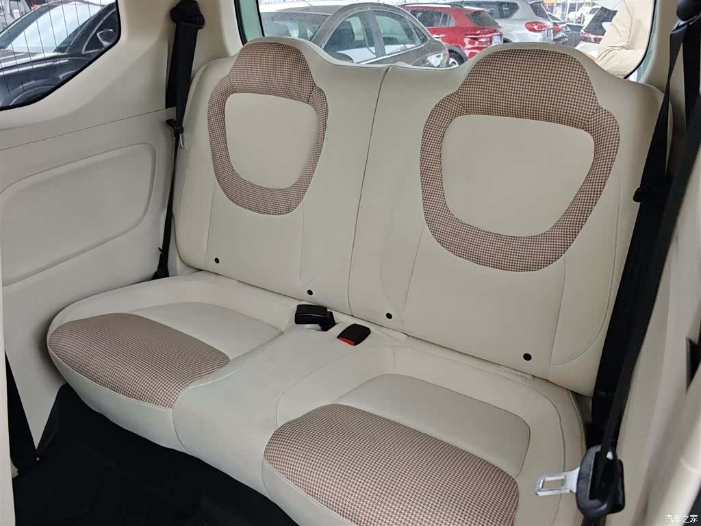 Wuling MINIEV, 2024 13