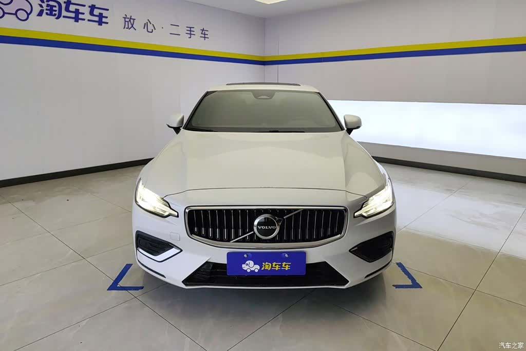 Volvo S60, 2025 2