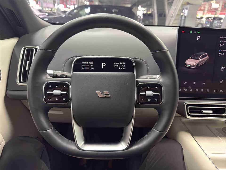 Li Auto Ideal L8