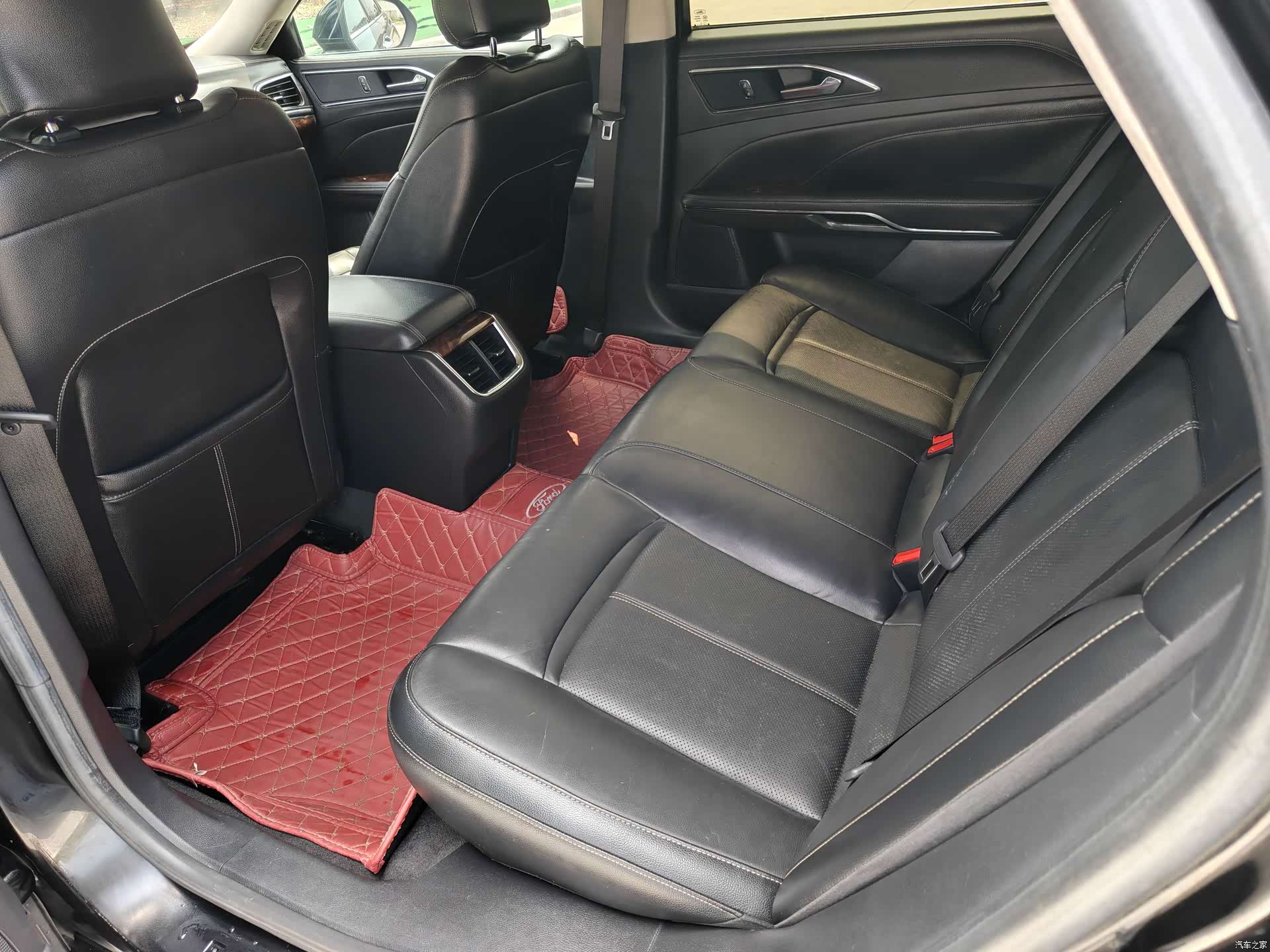 Ford Taurus, 2016 27