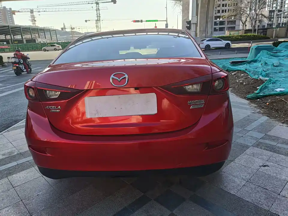 Mazda 3 Angkesaila