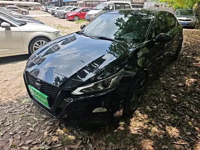 Nissan Altima 2020 — купить из Китая под заказ