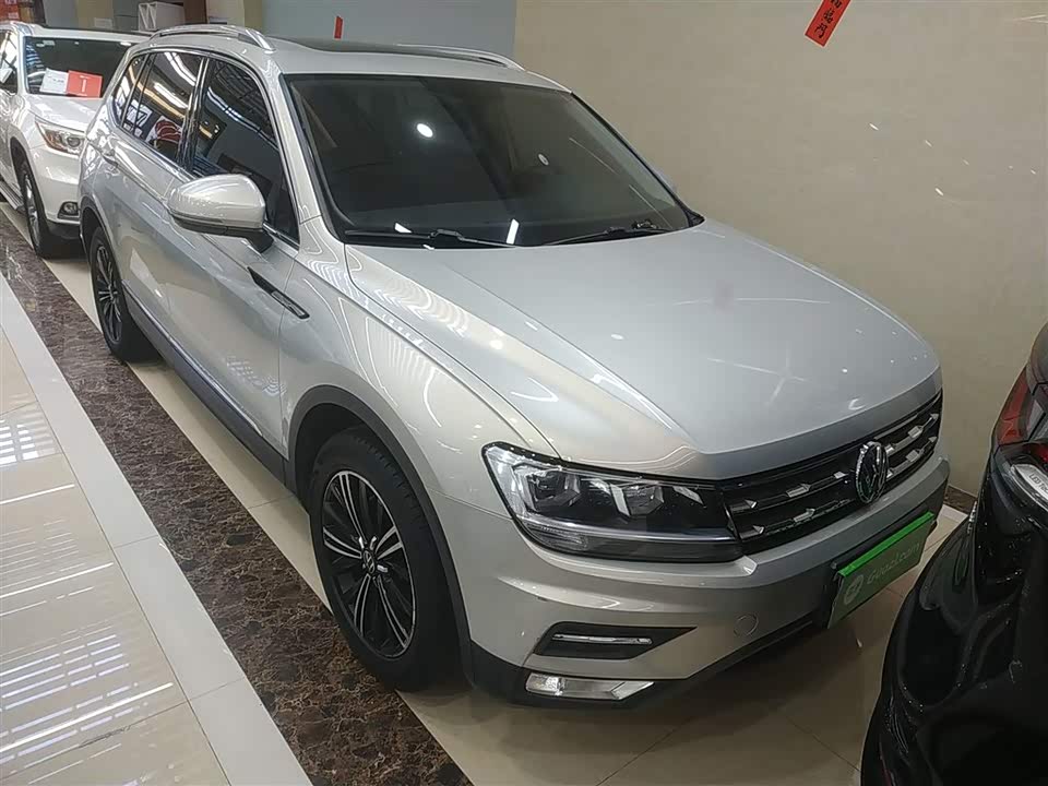 Volkswagen Tiguan L