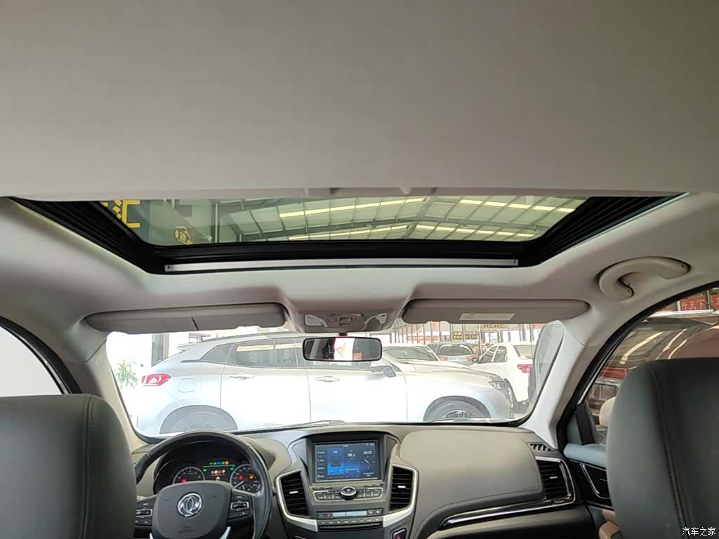 DongFeng AX7, 2018 18