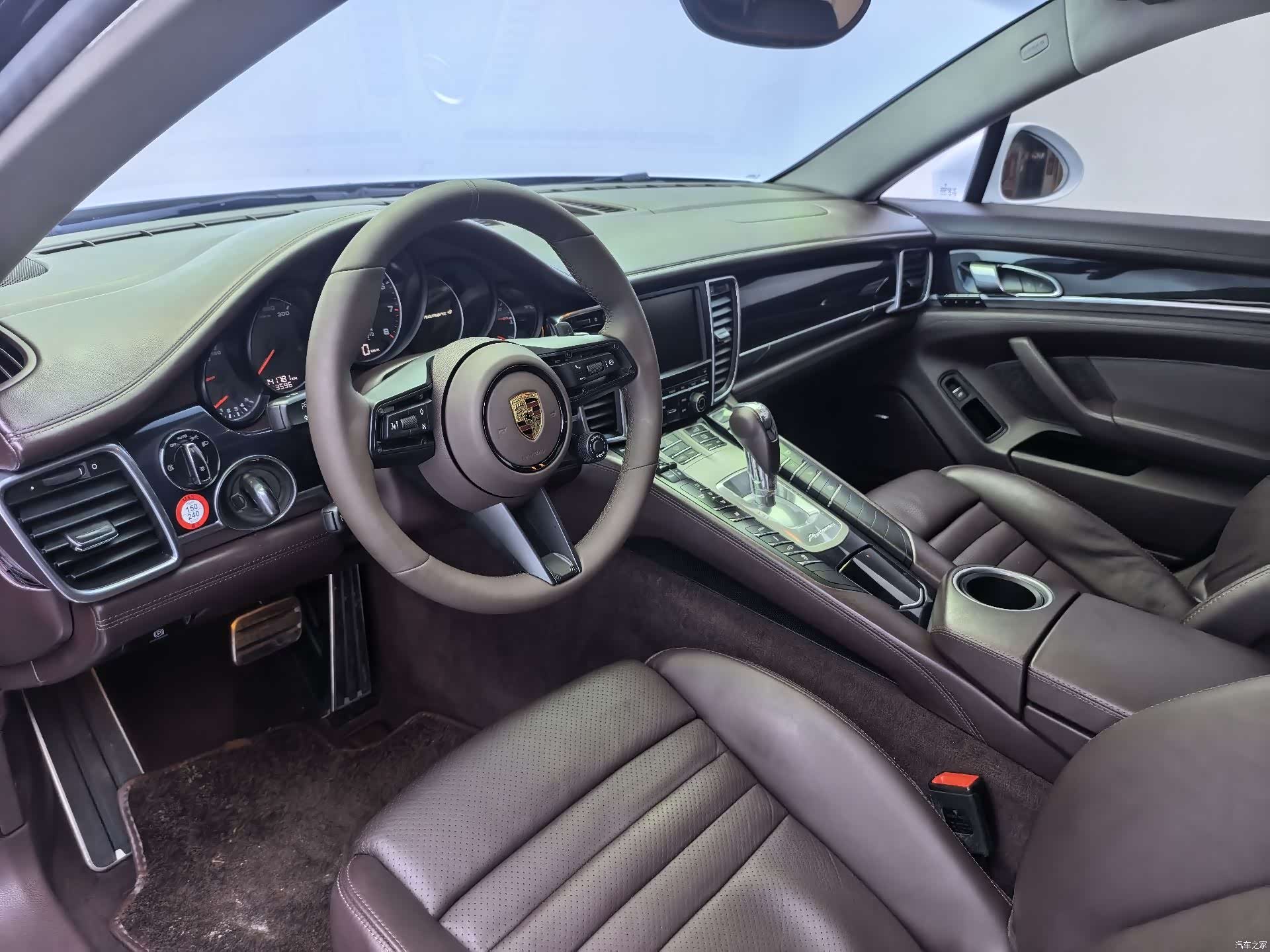 Porsche Panamera, 2014 4