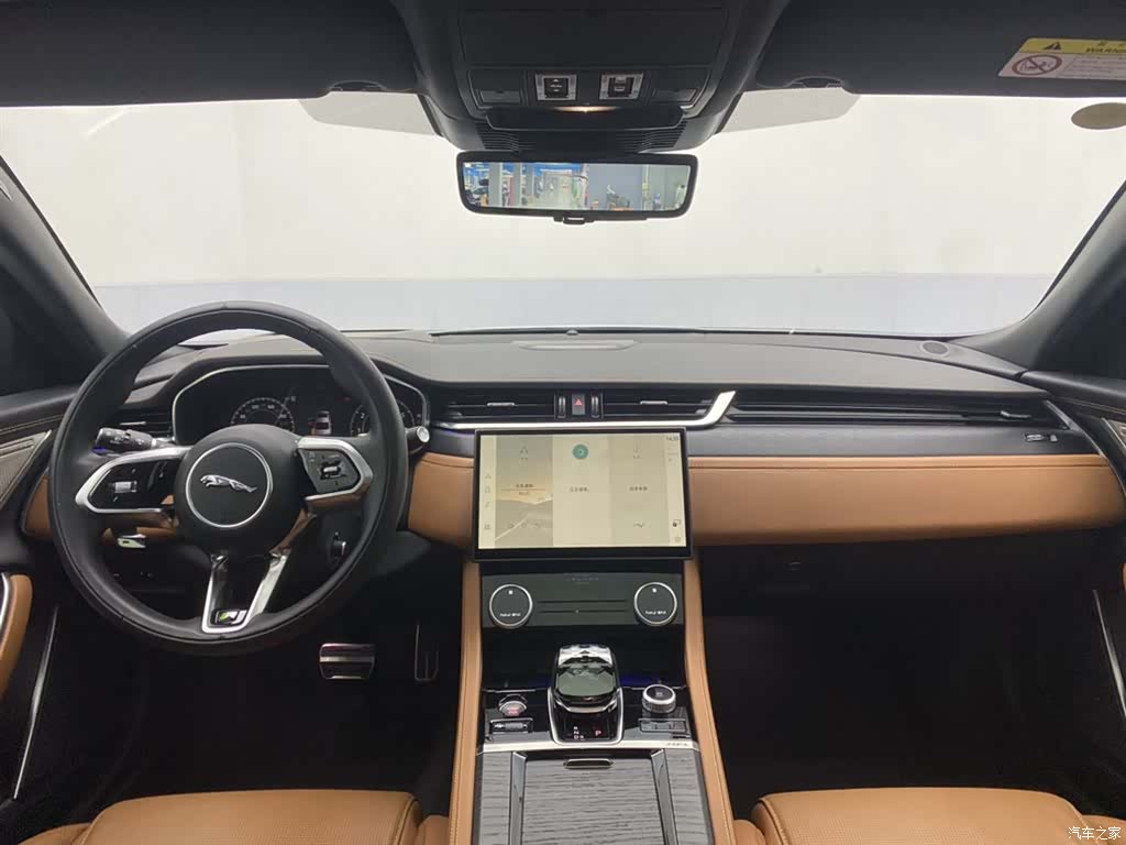 Land Rover P300, 2024 13