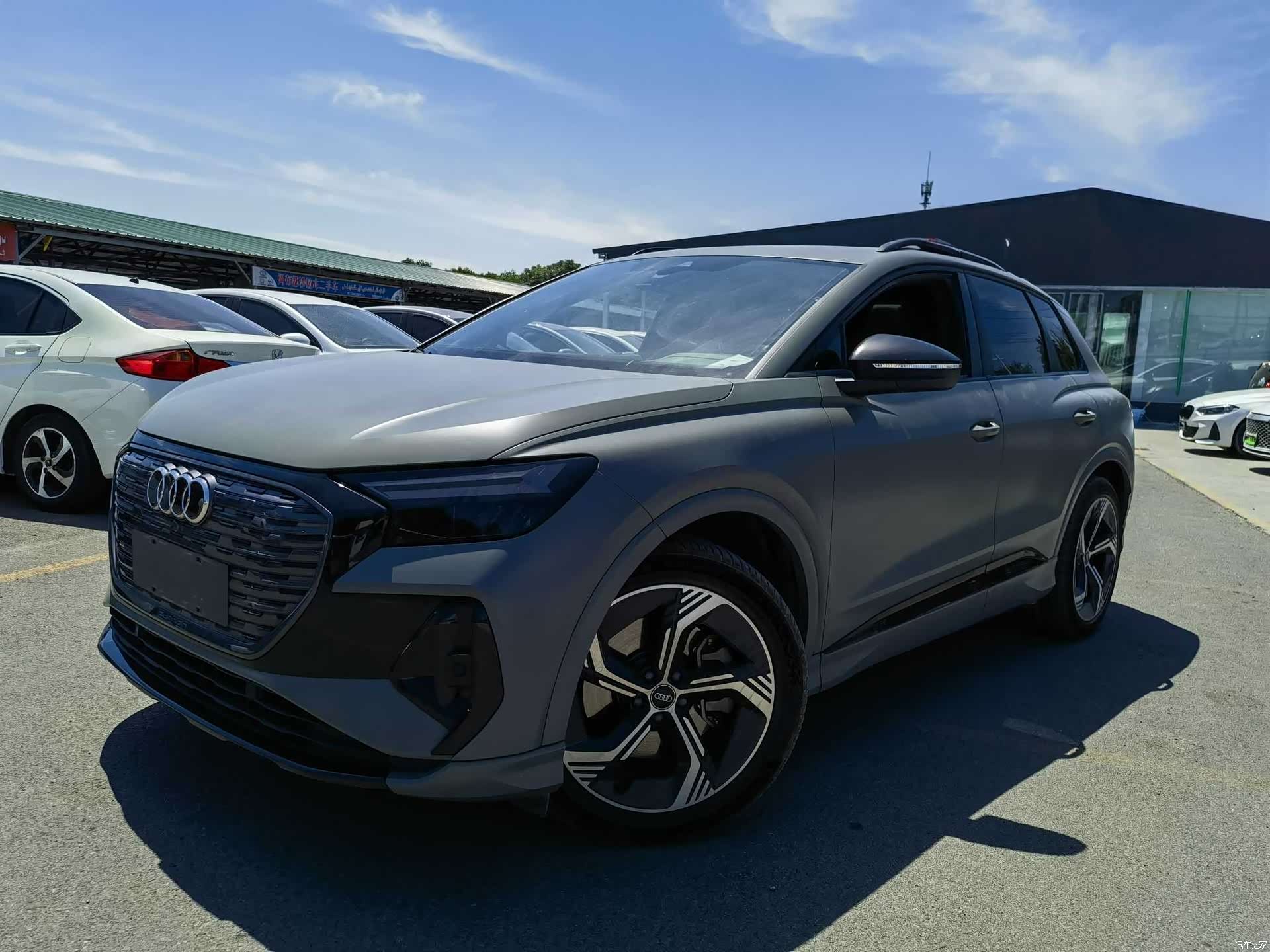 Audi Q4 e-tron, 2023 1