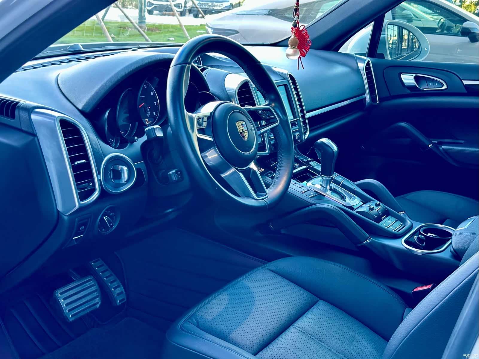 Porsche Cayenne, 2016 9