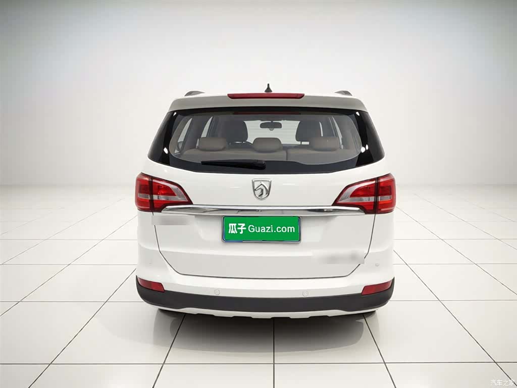 Wuling 730, 2018 6