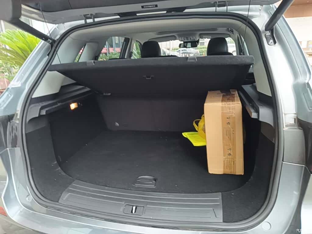 Roewe RX5, 2021 19