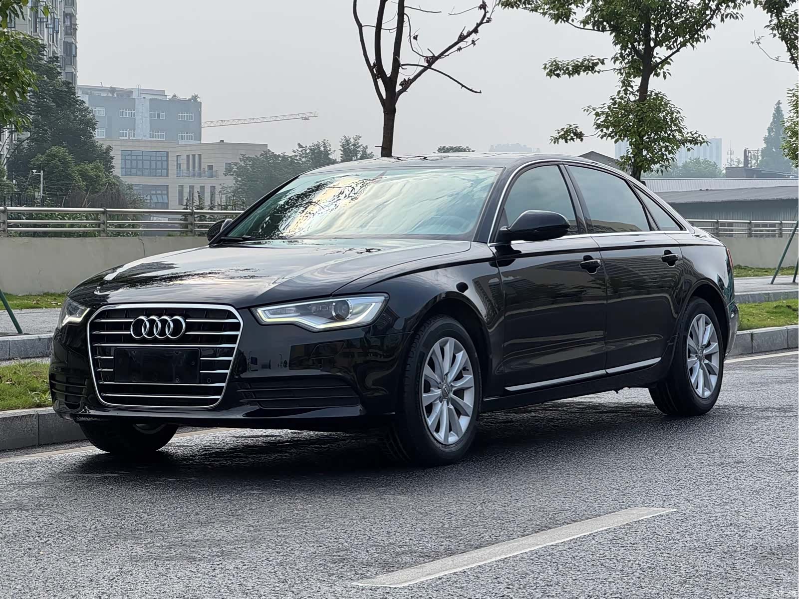 Audi A6L, 2014 1