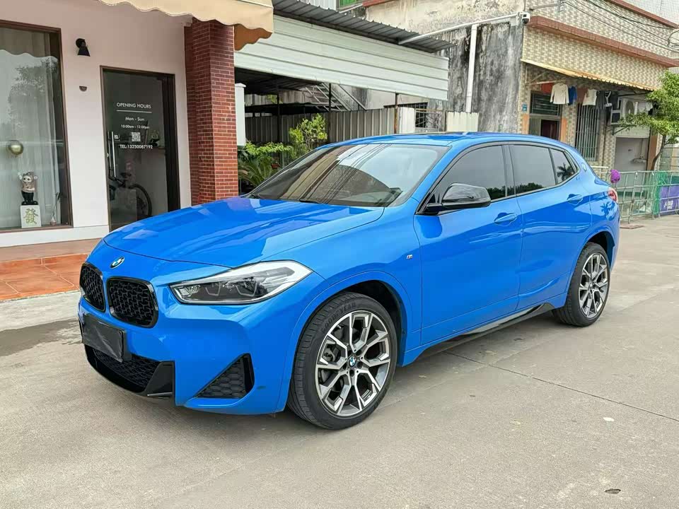 BMW X2