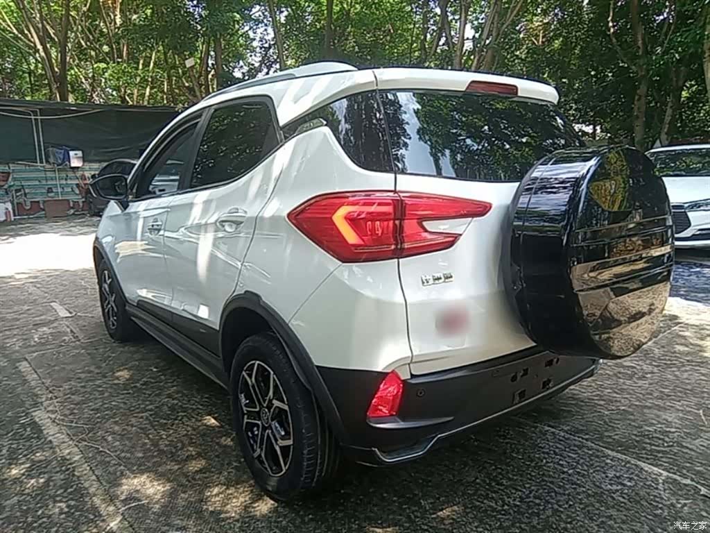 BYD Yuan, 2022 все фото