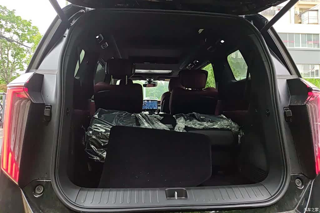 Trumpchi M8, 2025 4