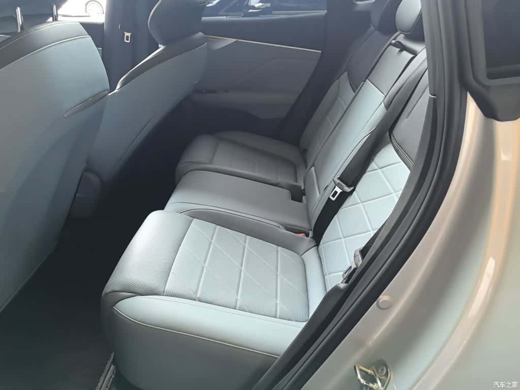 Deepal S05, 2024 17