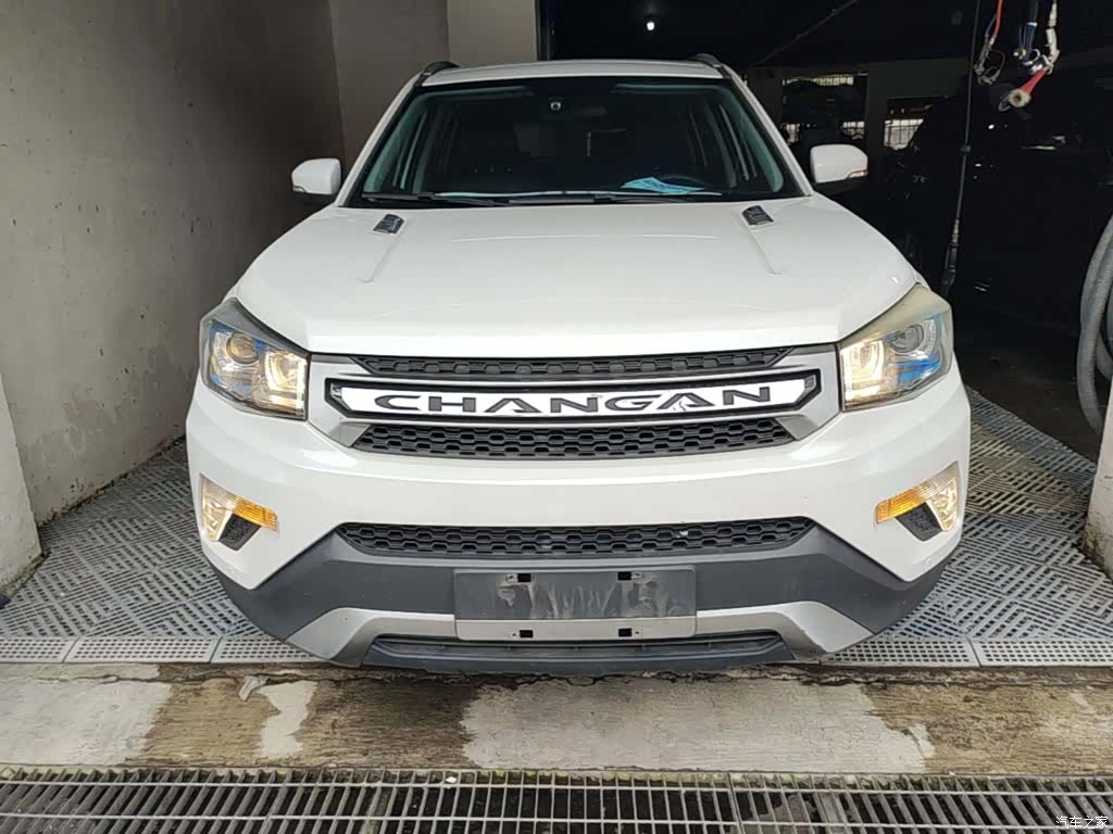 Changan CS75, 2015 3
