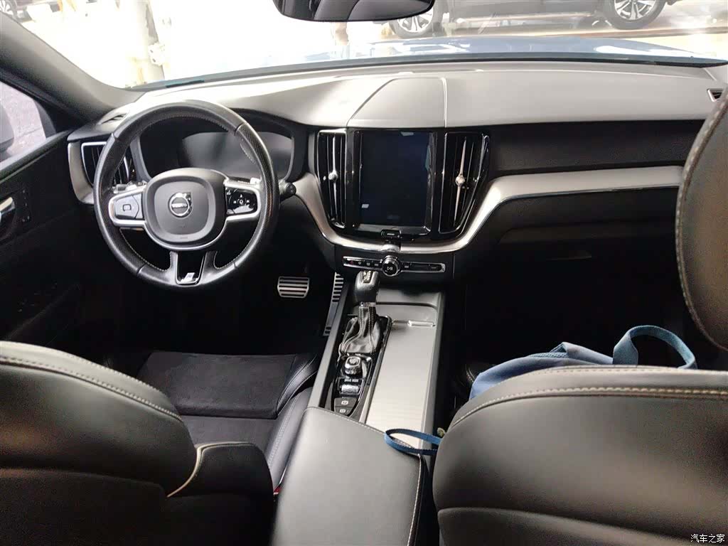 Volvo XC60, 2018 6