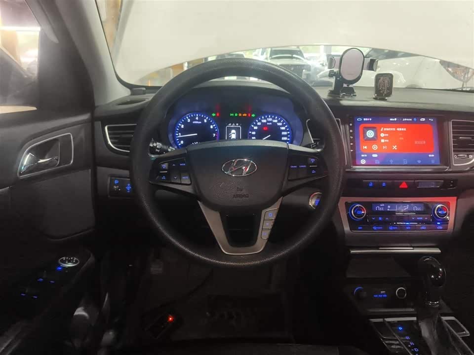 Hyundai Name picture