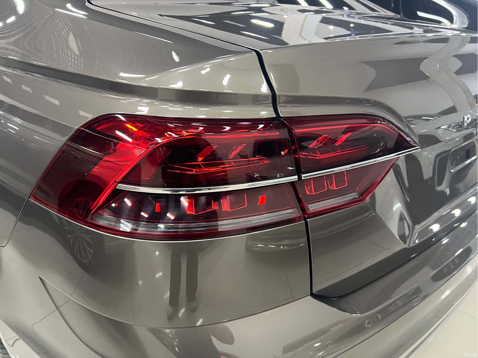 Volkswagen Phideon, 2017 12