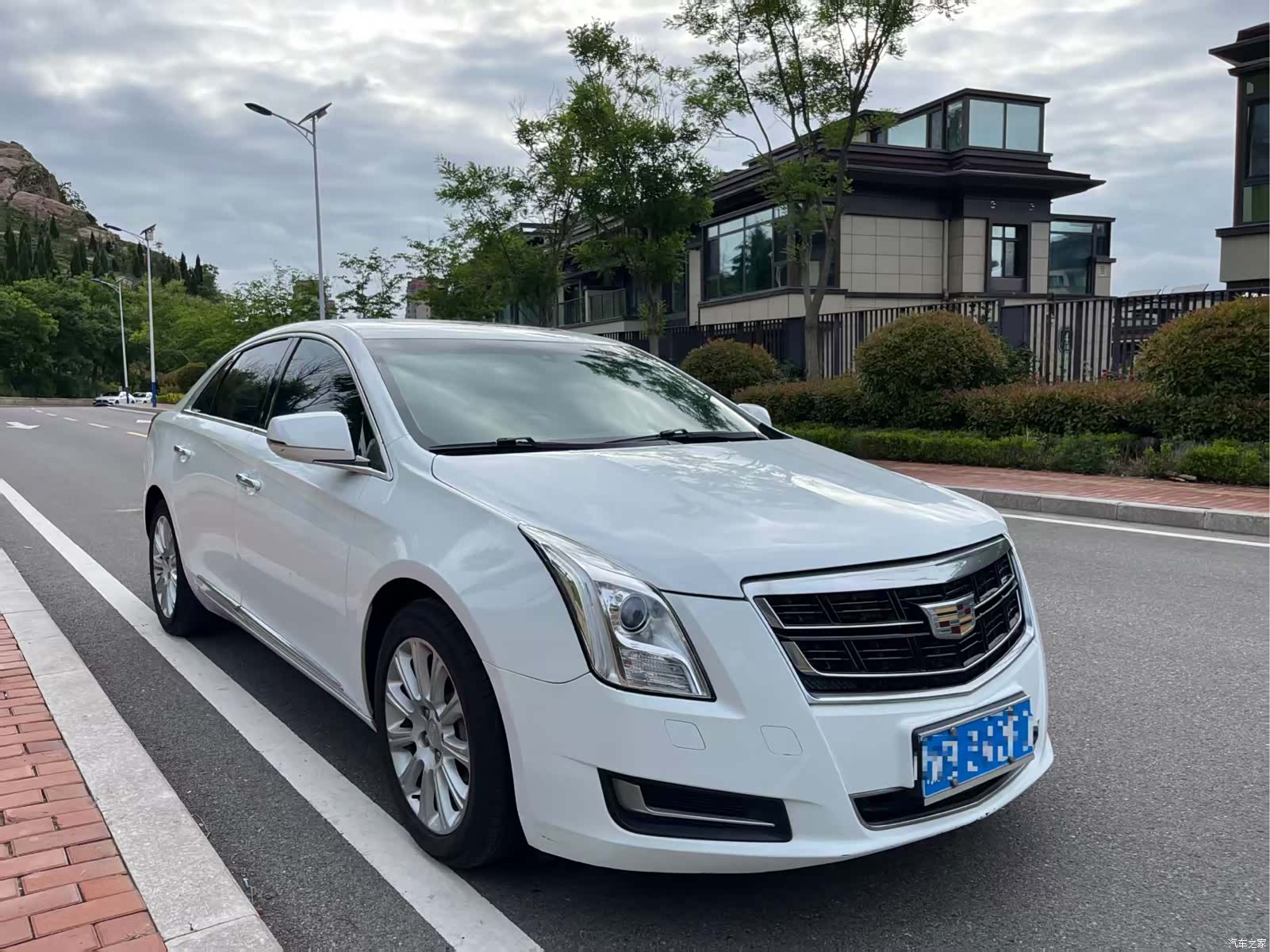 Cadillac XTS, 2017 3