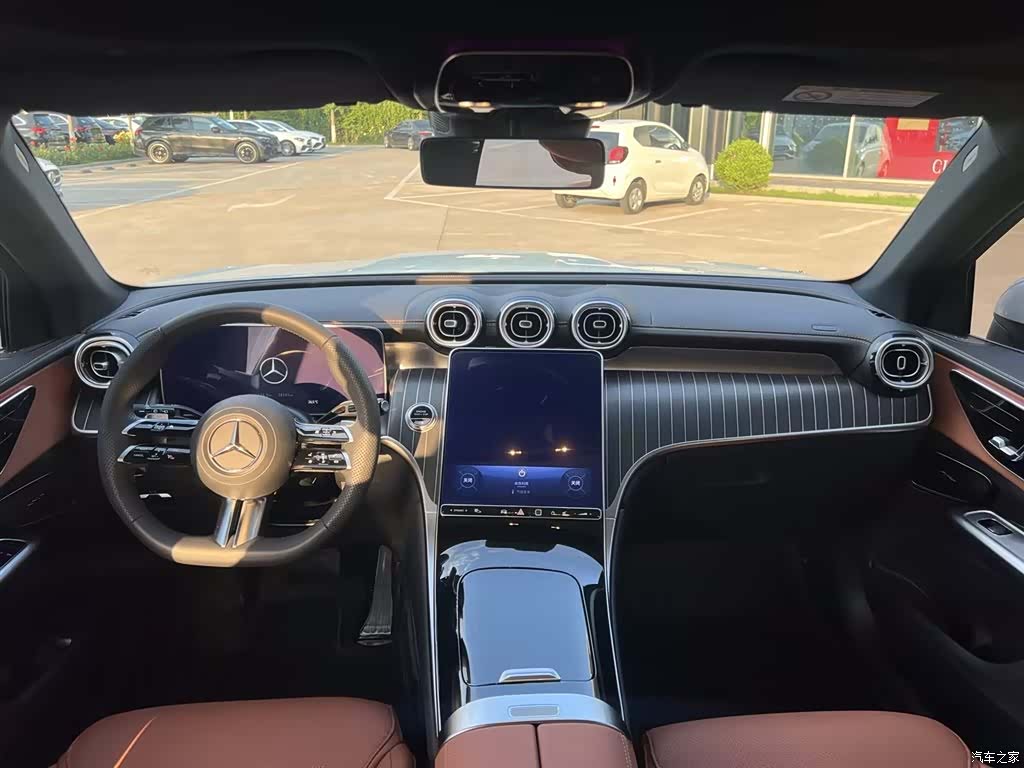 Mercedes-Benz GLC, 2024 16