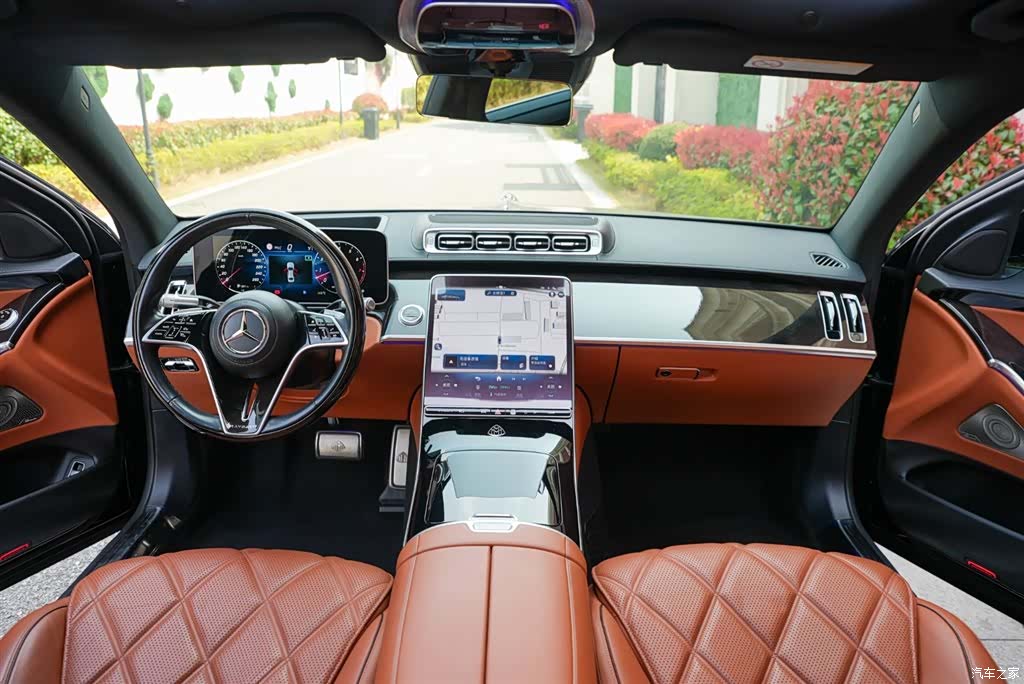 Maybach S-Class, 2023 8