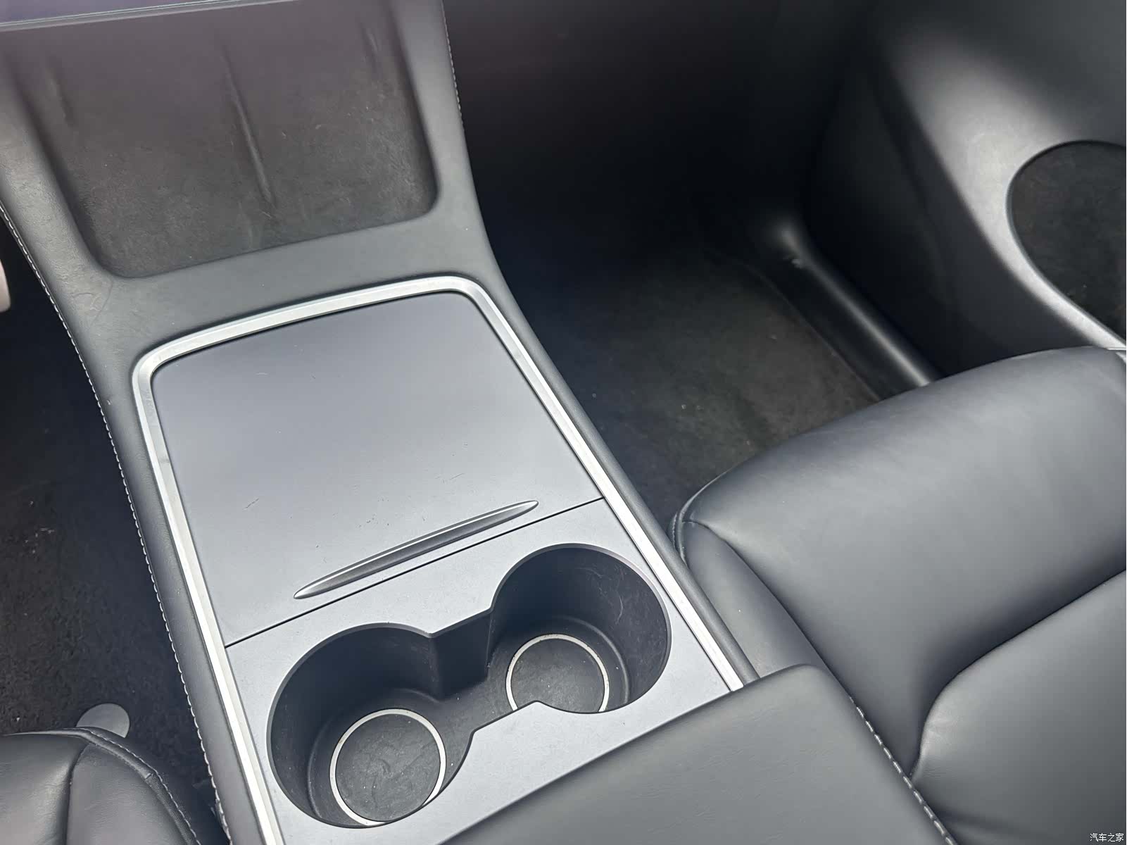 Tesla Model Y, 2022 9