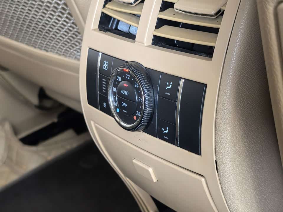 Mercedes-Benz M class