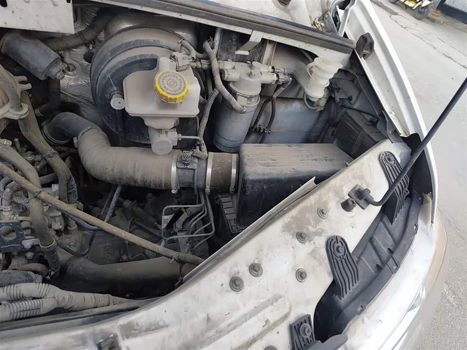 Dongfeng Yufeng Yufeng