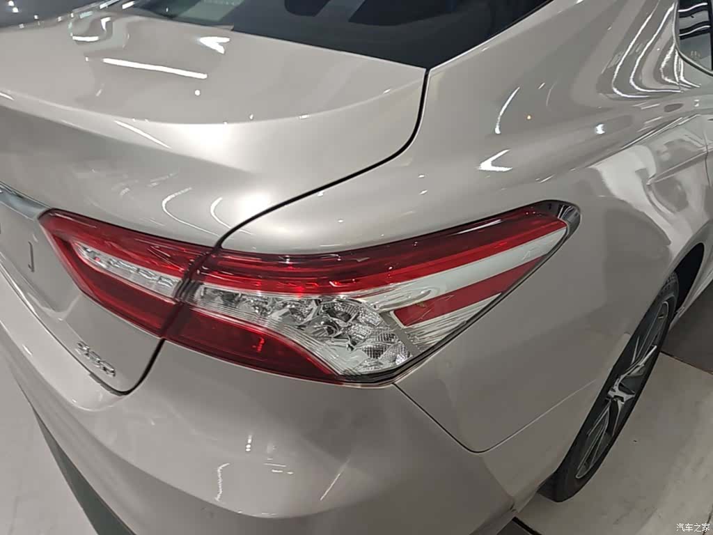 Toyota Camry, 2022 8