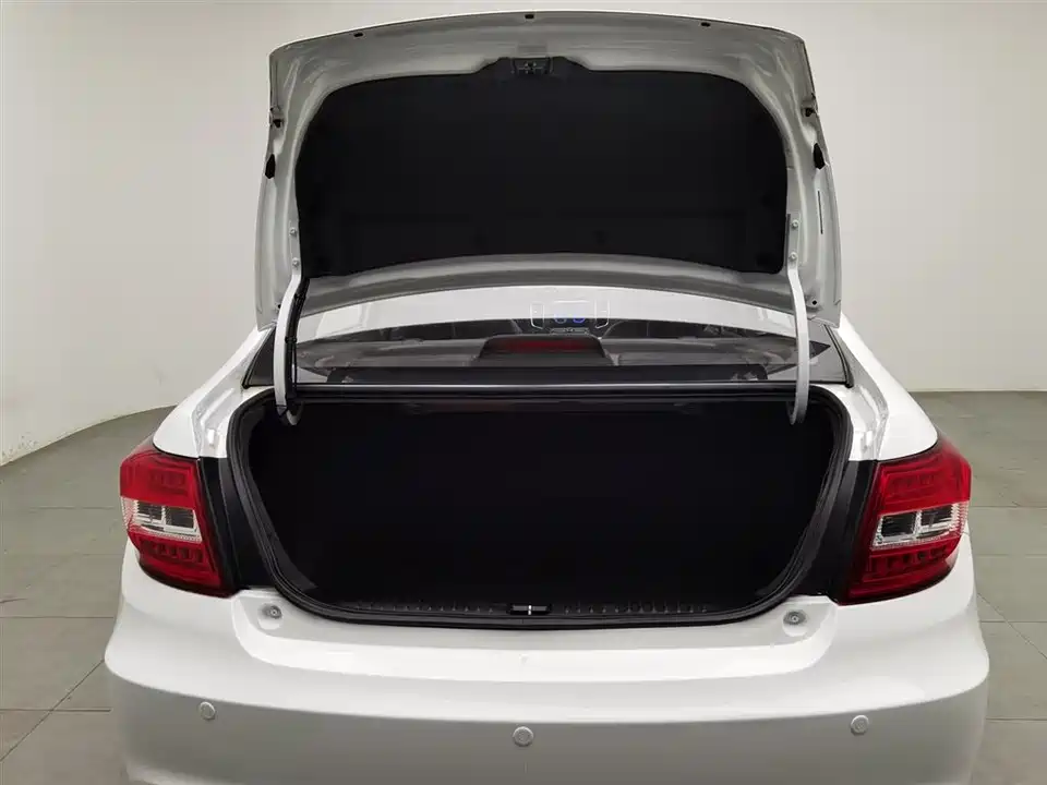 Geely Vision