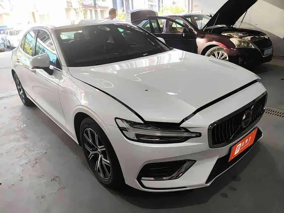 Volvo S60