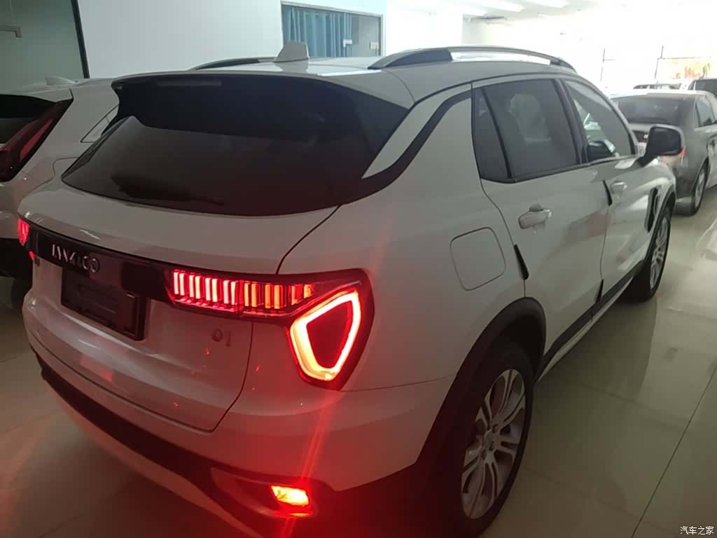 Lynk & Co 01, 2020 7