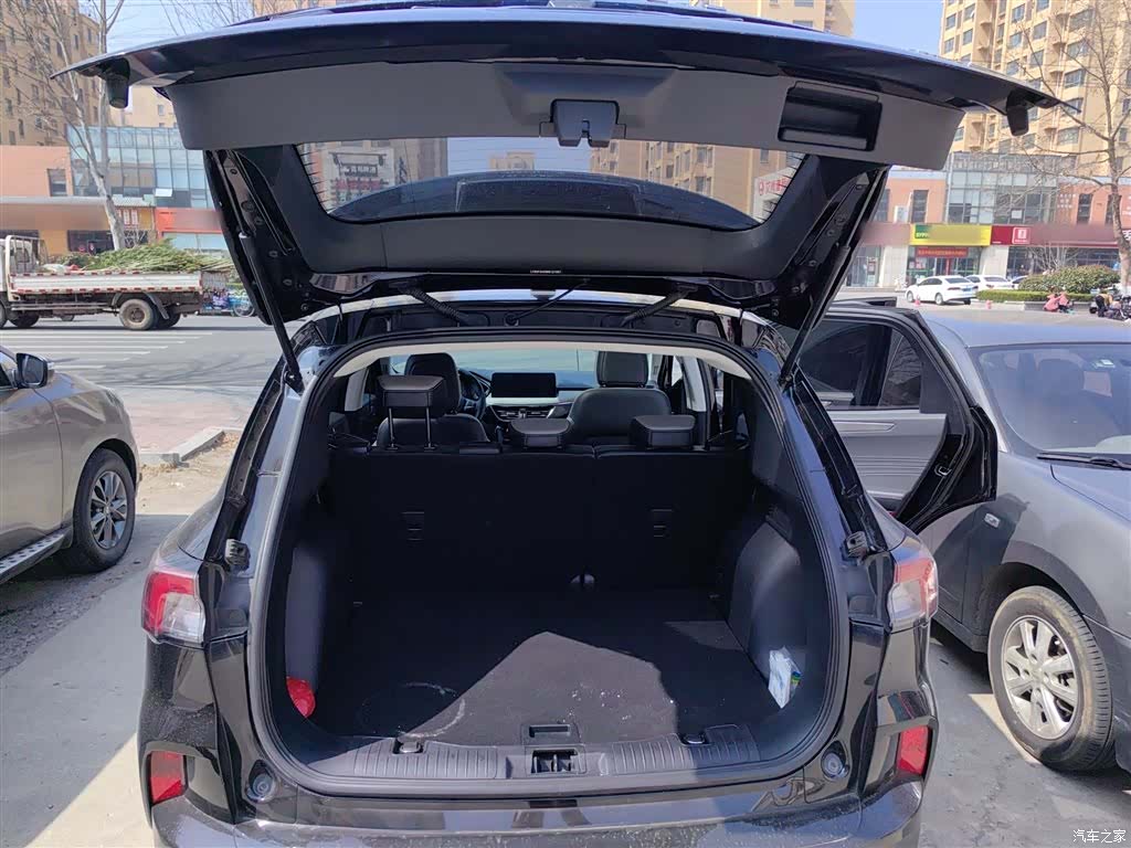 Ford Escape, 2021 19