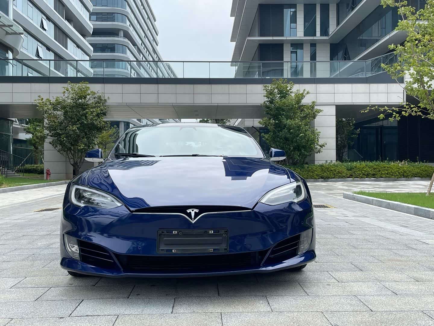 Tesla Model S, 2017 4