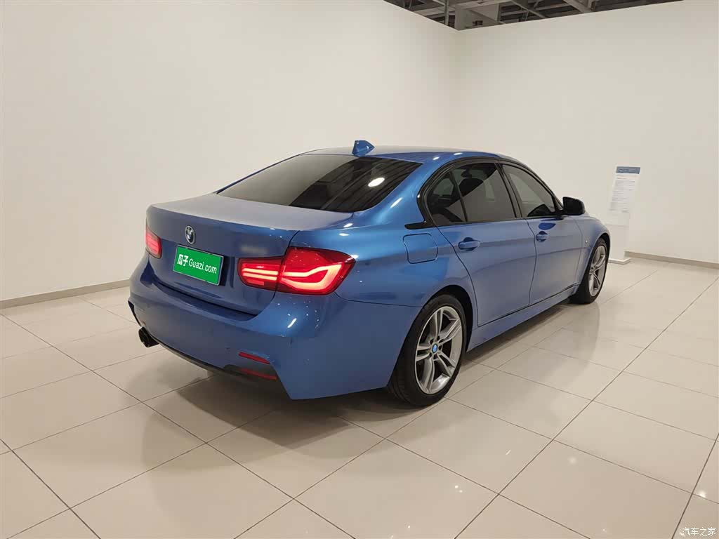 BMW 3 Series, 2018 все фото
