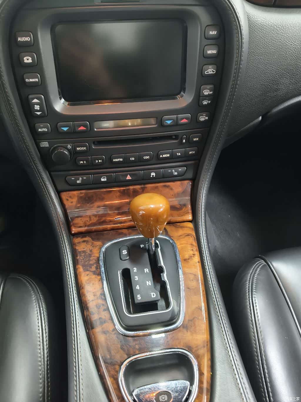 Jaguar S-TYPE, 2008 12