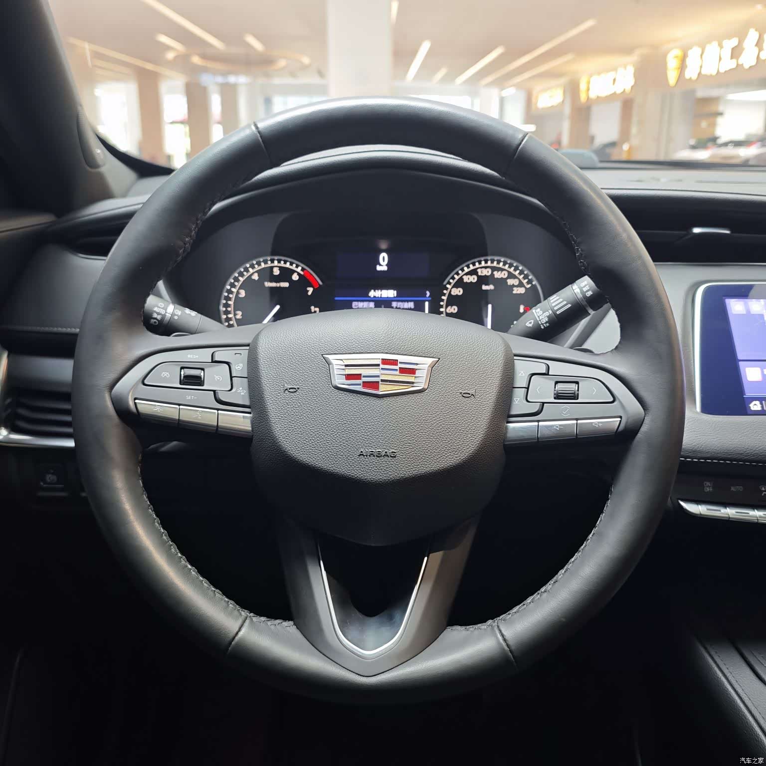 Cadillac XT4, 2022 16