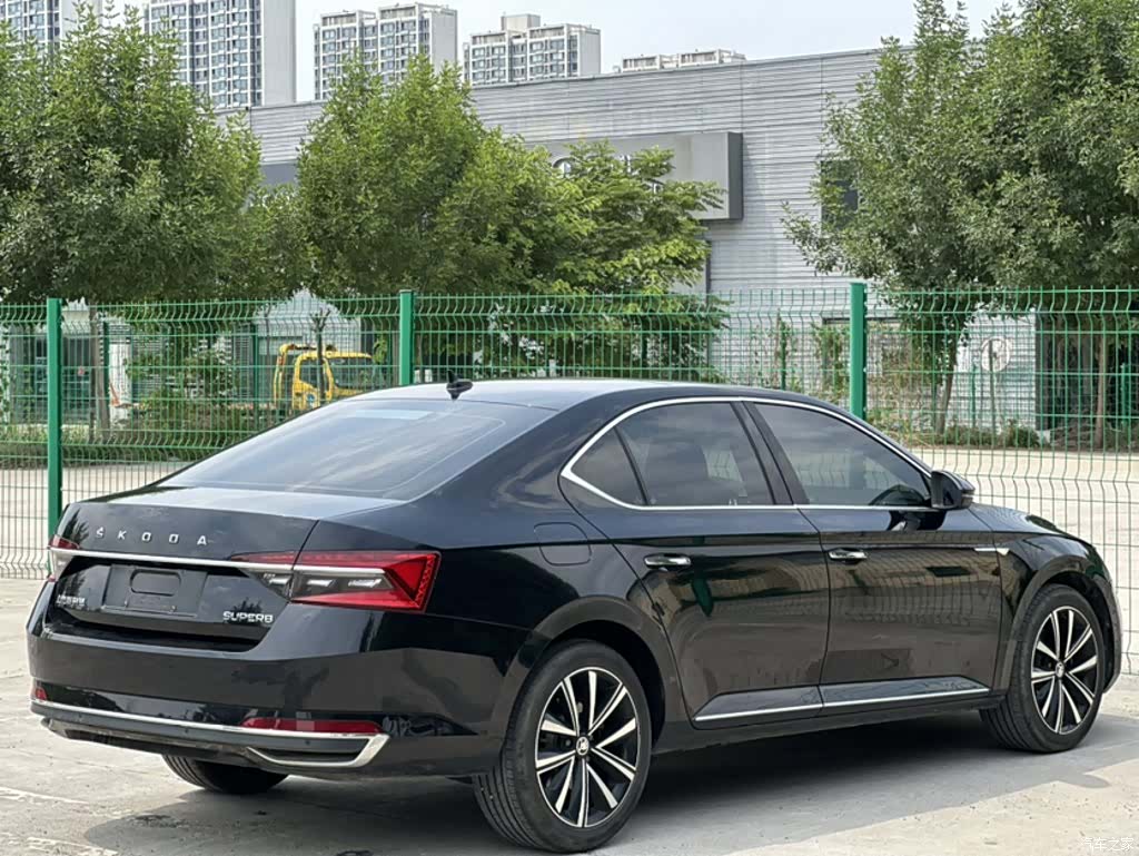 Skoda Superb, 2024 7