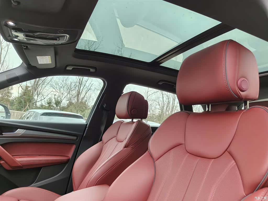 Audi Q5L, 2025 13