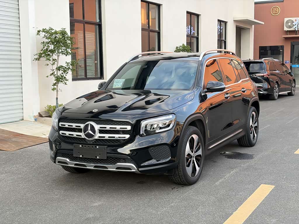 Mercedes-Benz GLB