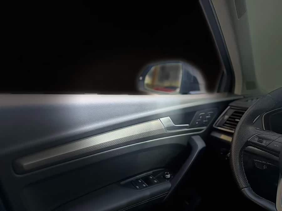 Audi Q5L 2022, фото 11