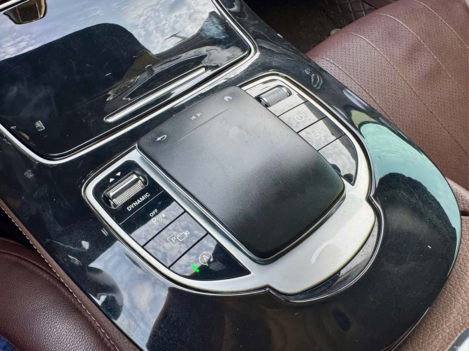 Mercedes-Benz E-Class, 2018 15