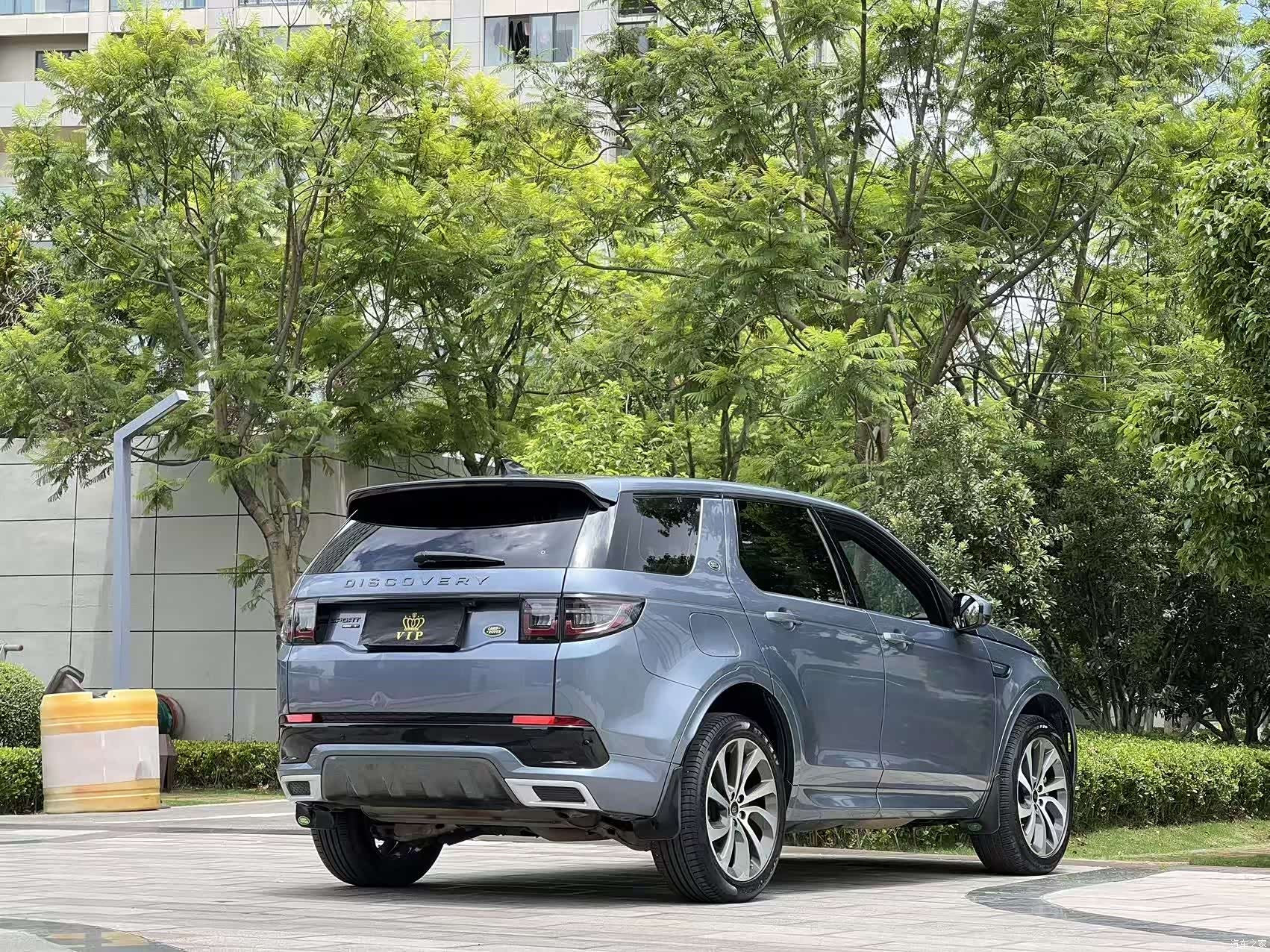 Land Rover Discovery, 2021 4