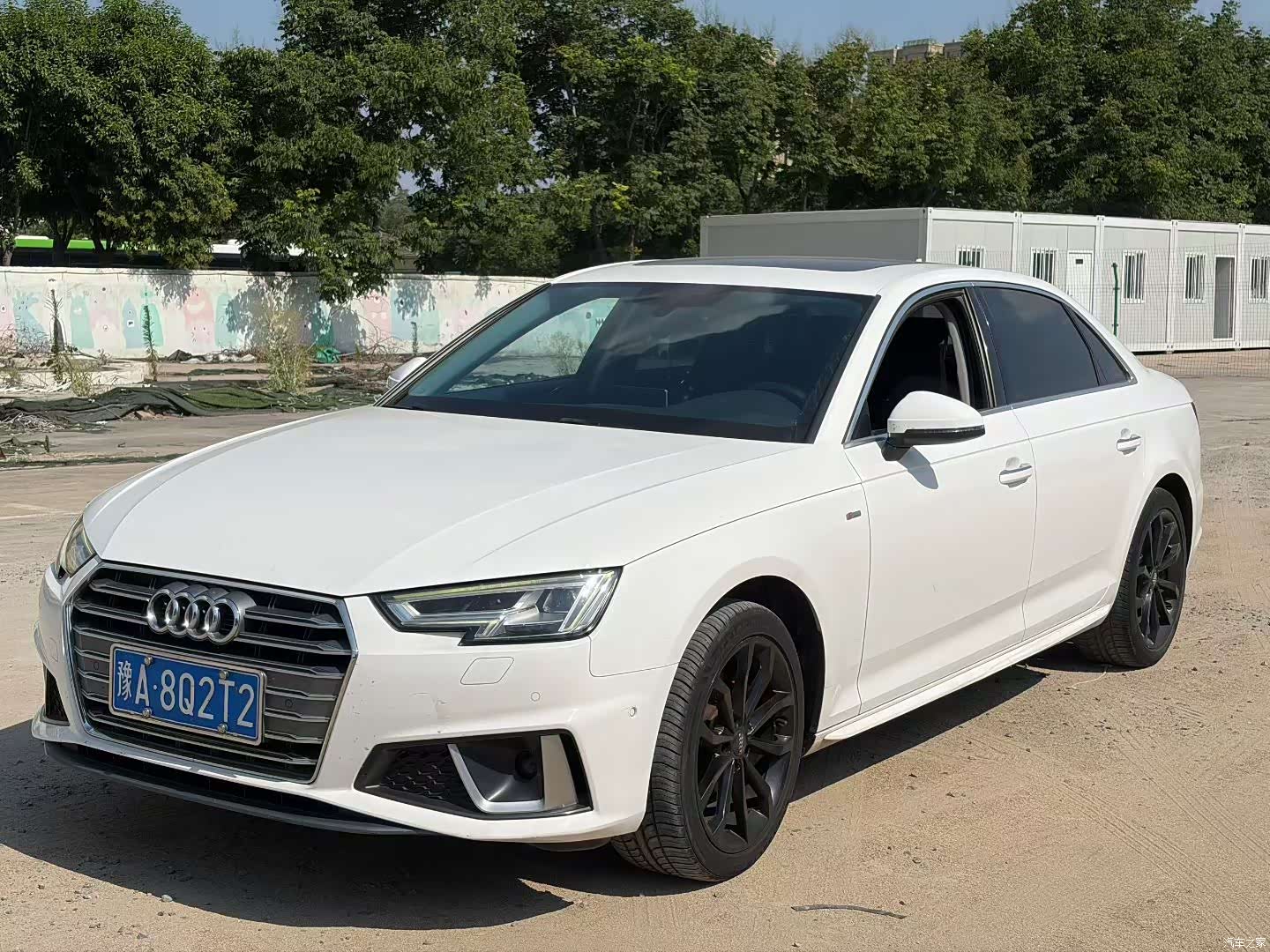 Audi A4L, 2019 1