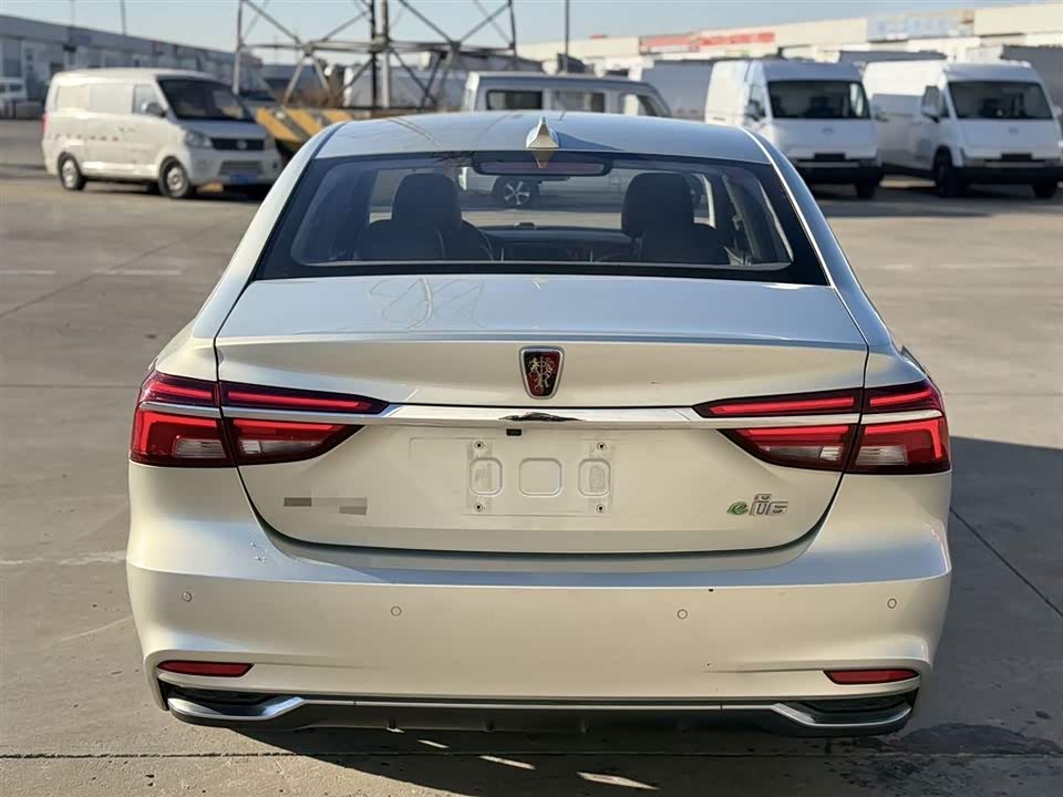 Roewe i6