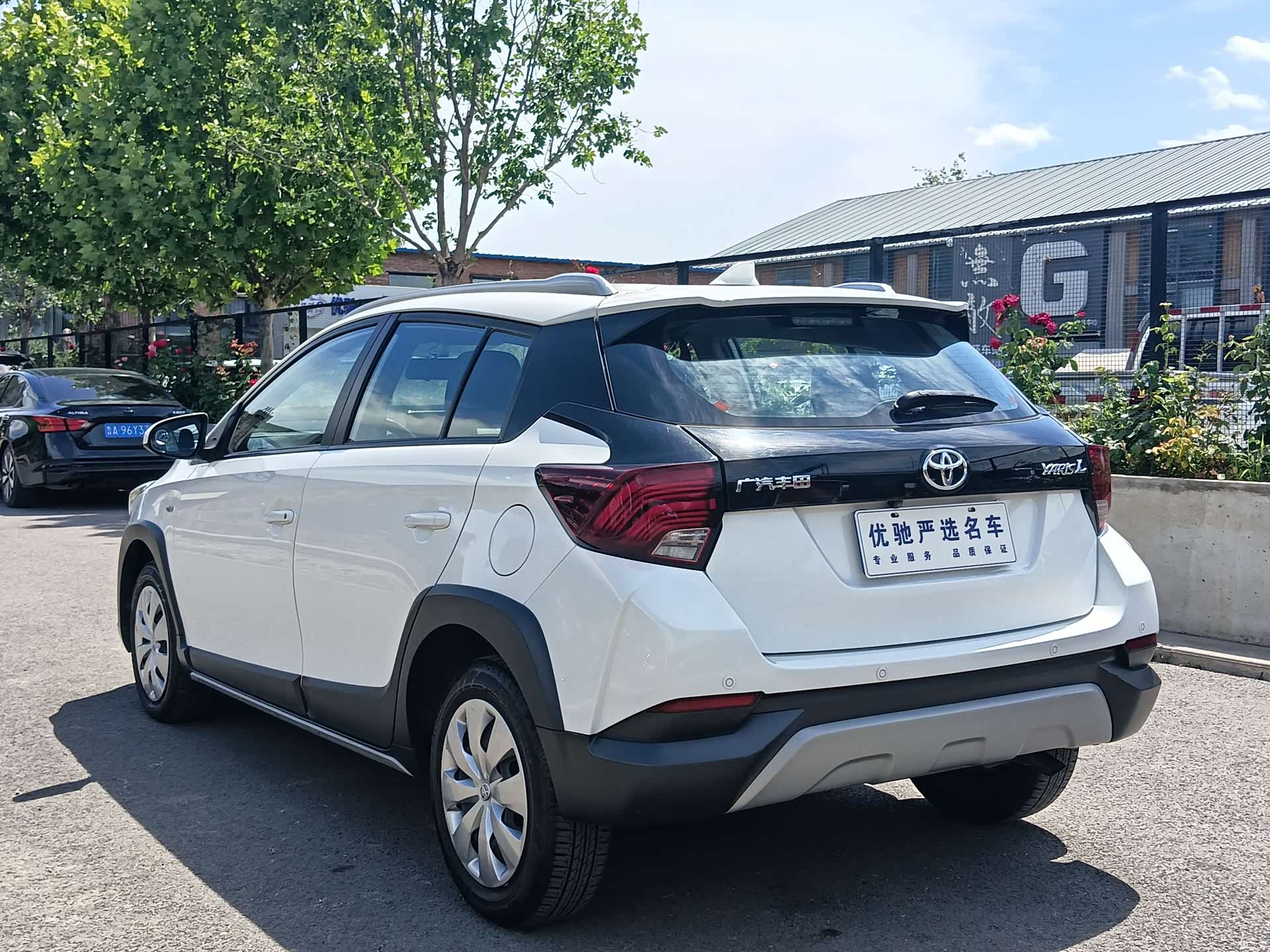 Toyota YARiS L, 2022 9